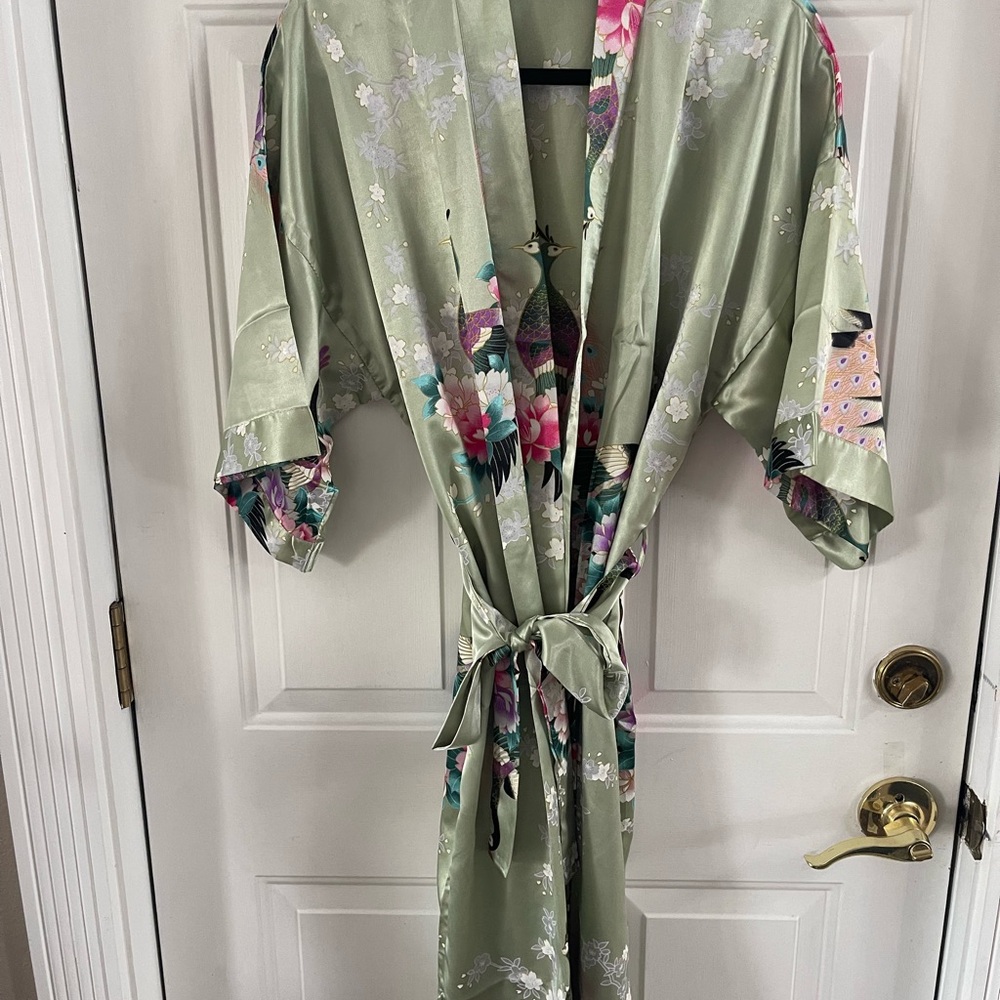 Elegant Floral Satin Robe - Sage Green